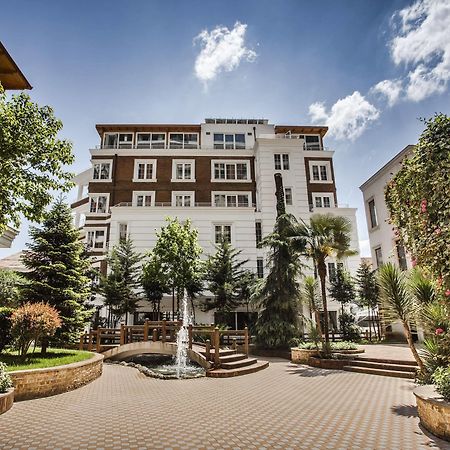 Prestige Hotel Тирана Екстер'єр фото